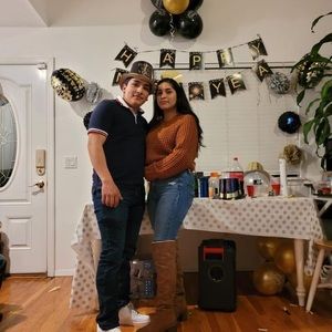 Meet your Posher, Lorena